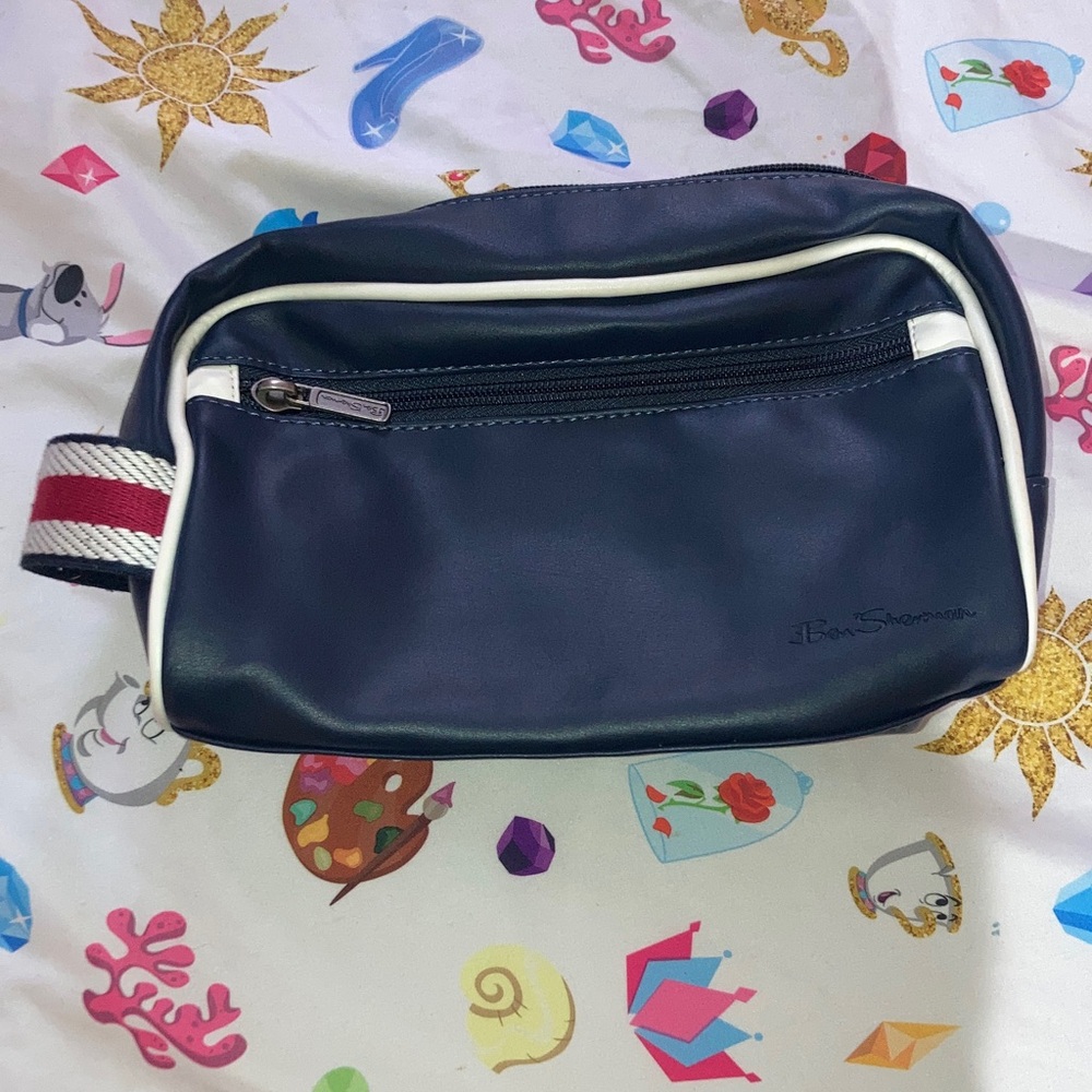 Ben Sherman Dark Blue Toiletry Bag with White Accents